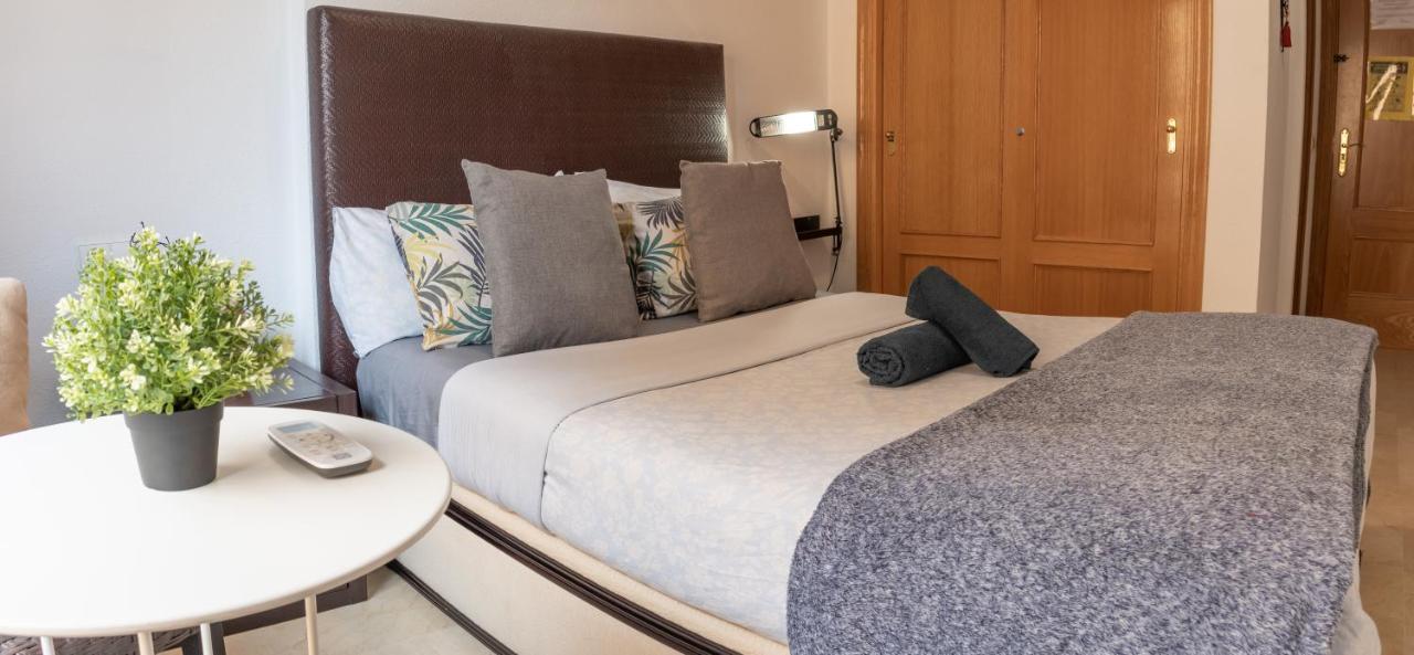 Galvez Rooms Málaga Exteriör bild